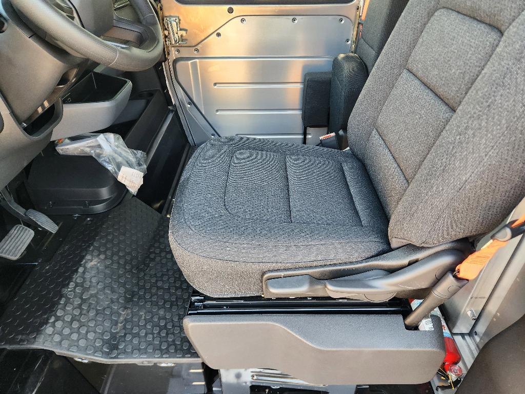 new 2025 Chevrolet BrightDrop 400 car, priced at $51,435