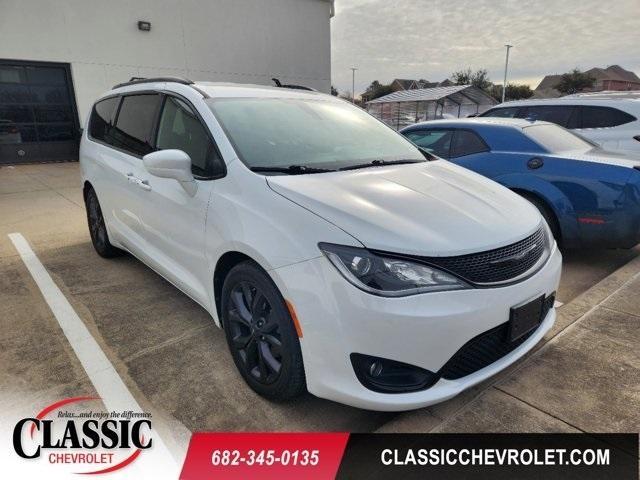 used 2018 Chrysler Pacifica car, priced at $19,000