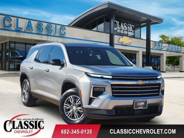 used 2024 Chevrolet Traverse car, priced at $37,267