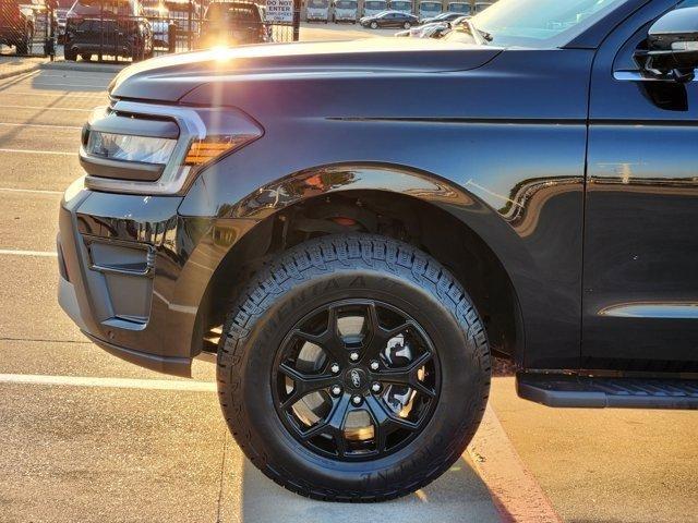 used 2023 Ford Expedition car, priced at $52,647