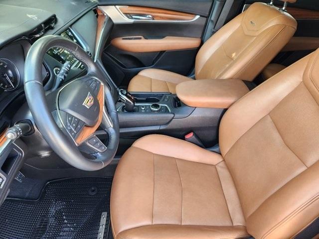 used 2022 Cadillac XT5 car, priced at $27,500