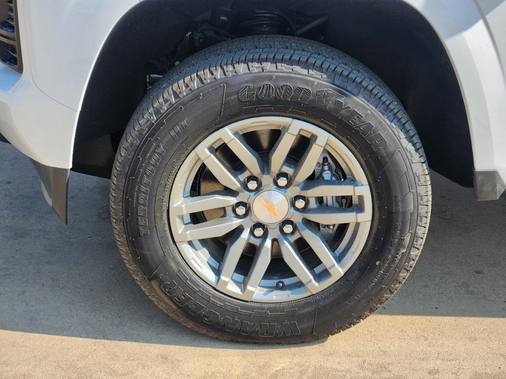 new 2025 Chevrolet Colorado car, priced at $36,915
