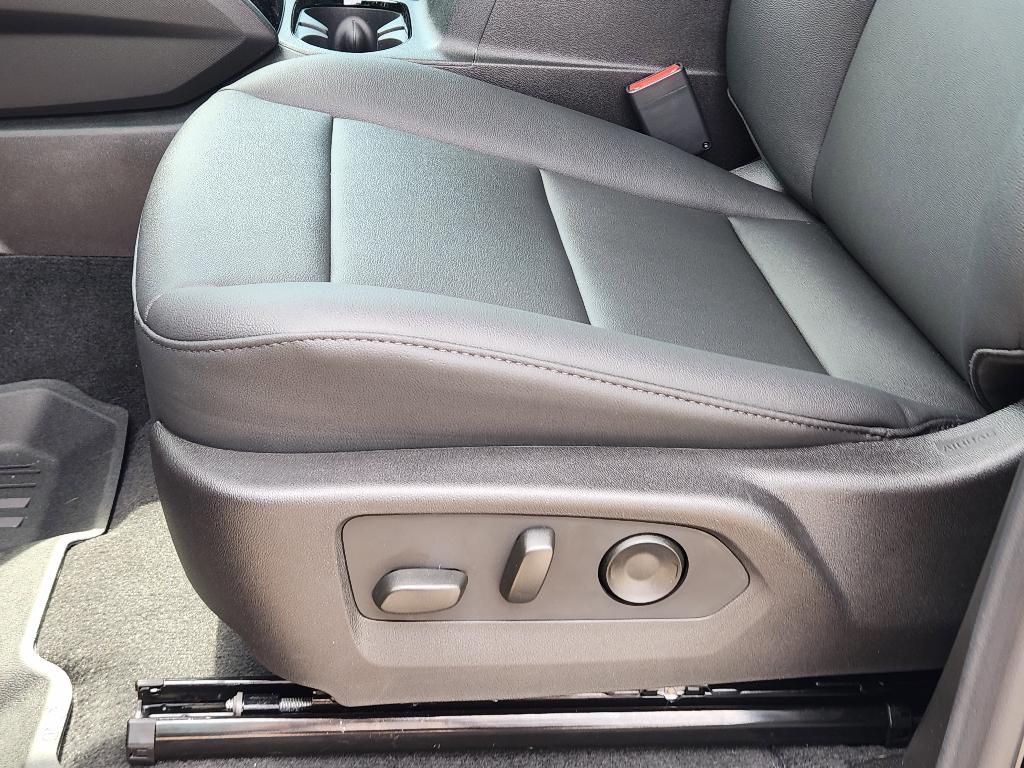 new 2026 Chevrolet Colorado car, priced at $39,634