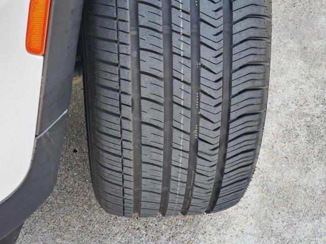 used 2023 Jeep Grand Cherokee car, priced at $26,215