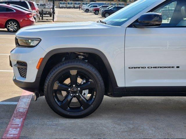 used 2023 Jeep Grand Cherokee car, priced at $26,215