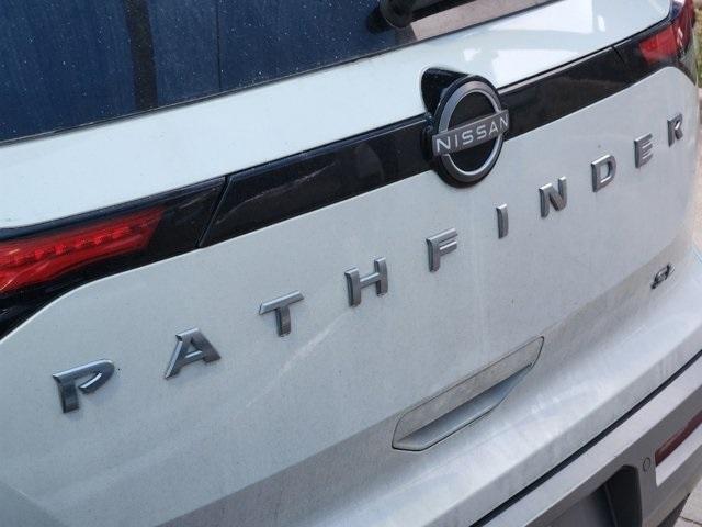 used 2022 Nissan Pathfinder car, priced at $29,000