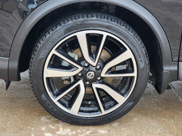 used 2019 Nissan Rogue Sport car, priced at $17,000