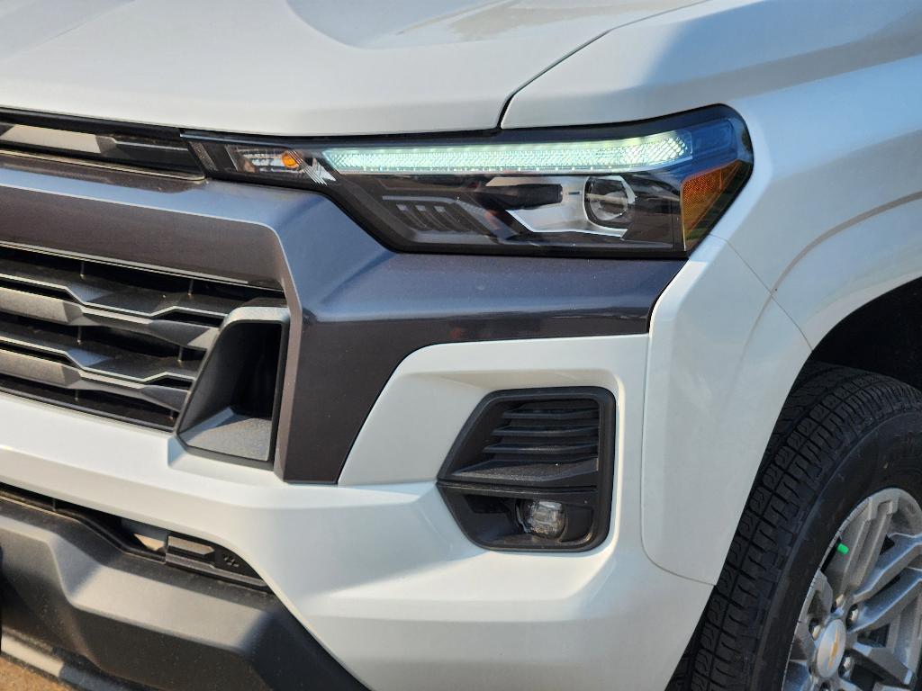 new 2026 Chevrolet Colorado car, priced at $36,025