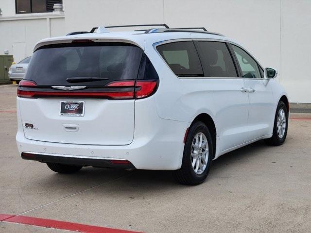 used 2021 Chrysler Pacifica car, priced at $26,000