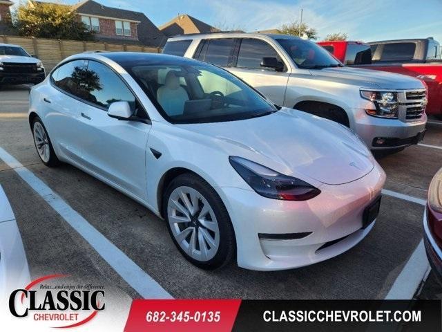 used 2021 Tesla Model 3 car, priced at $26,000