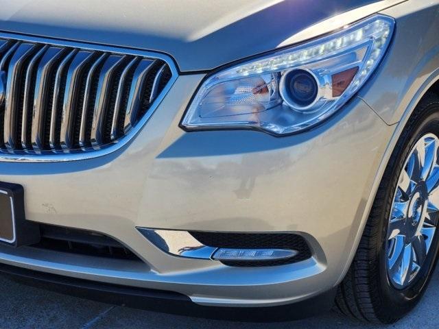 used 2015 Buick Enclave car, priced at $20,000