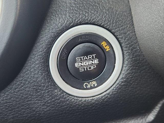 used 2020 Ram 1500 car, priced at $25,000