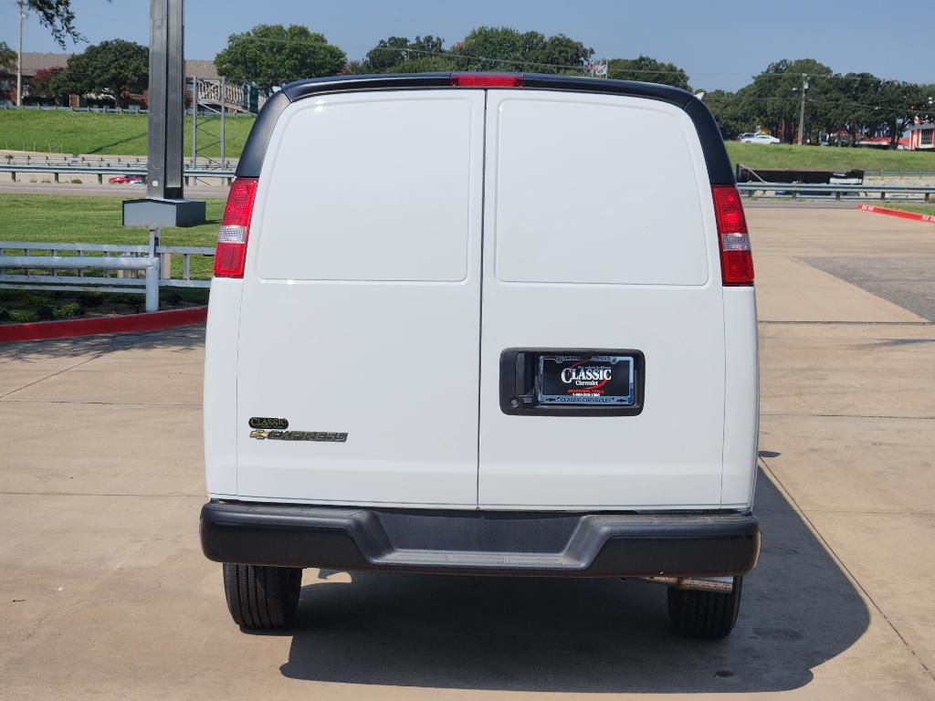 new 2025 Chevrolet Express 3500 car, priced at $50,920