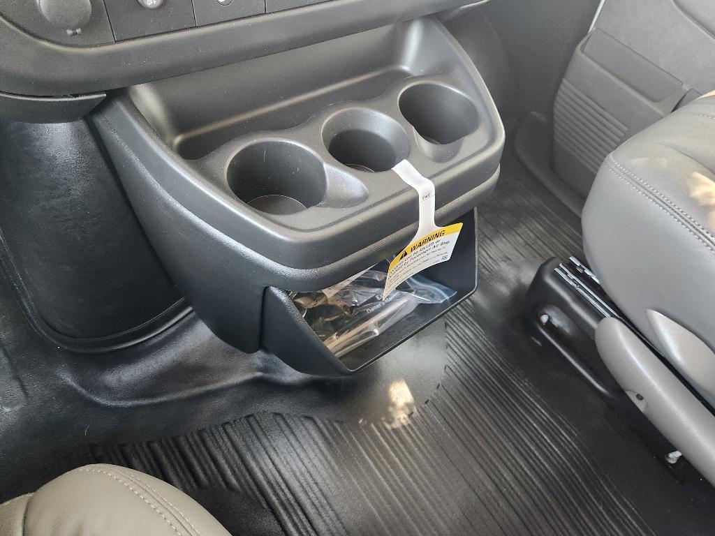 new 2025 Chevrolet Express 3500 car, priced at $50,920