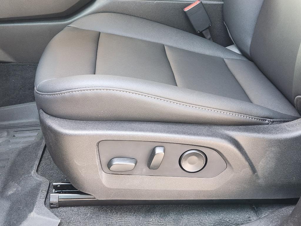 new 2026 Chevrolet Colorado car, priced at $36,025