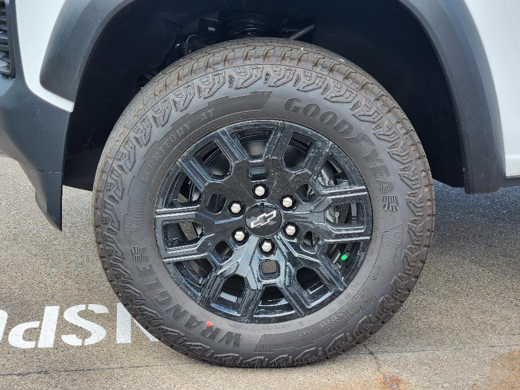 new 2026 Chevrolet Colorado car, priced at $39,260