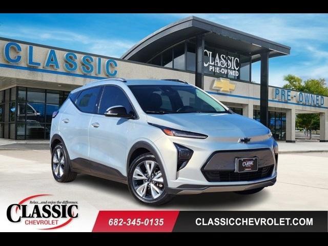 used 2022 Chevrolet Bolt EUV car, priced at $16,200