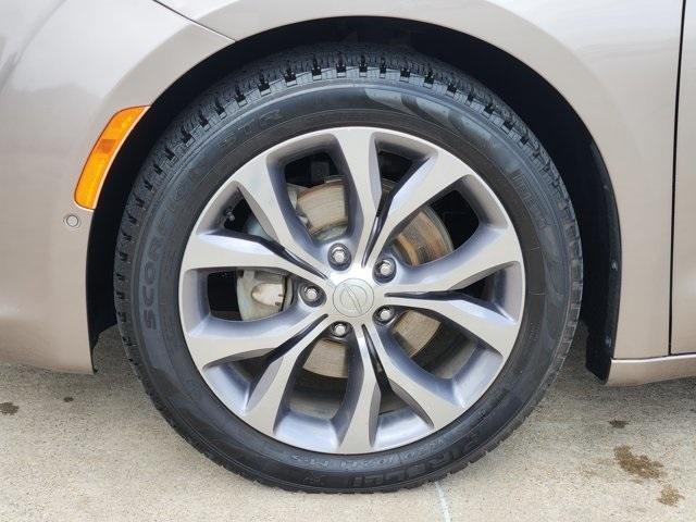 used 2018 Chrysler Pacifica car, priced at $18,200