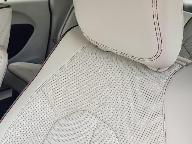 used 2018 Chrysler Pacifica car, priced at $18,200