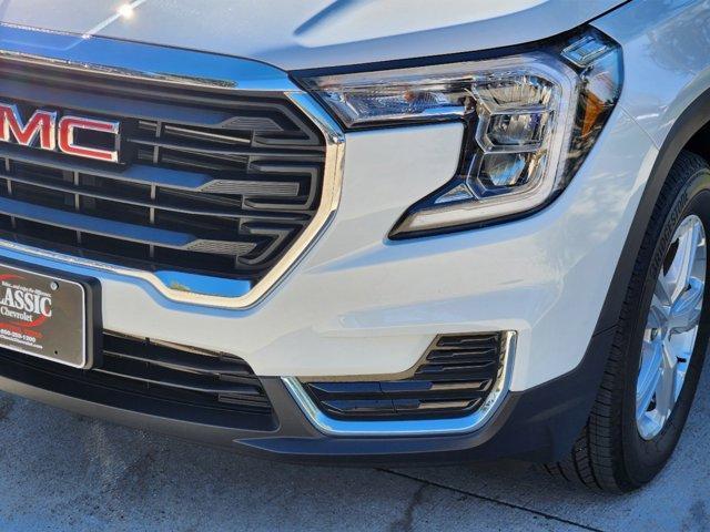 used 2024 GMC Terrain car, priced at $25,200