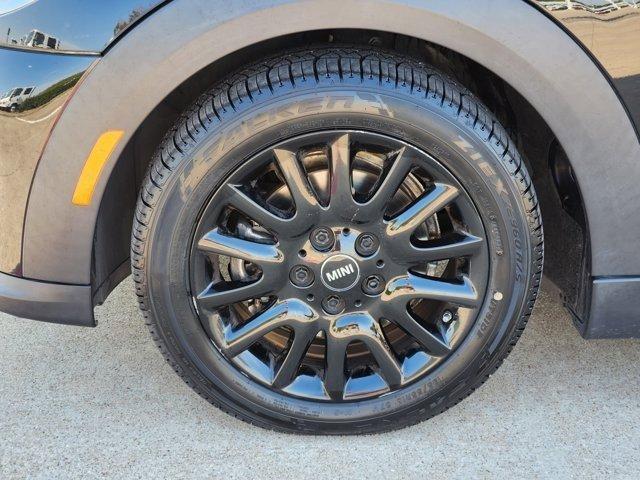 used 2022 MINI Hardtop car, priced at $19,258