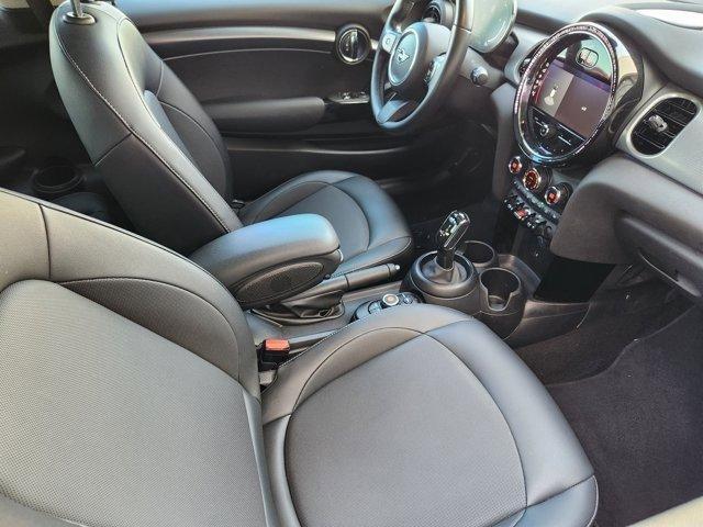 used 2022 MINI Hardtop car, priced at $19,258