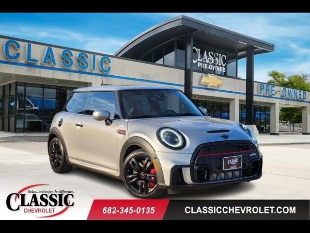 used 2024 MINI Hardtop car, priced at $34,000