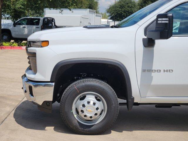 new 2025 Chevrolet Silverado 3500 car, priced at $66,608