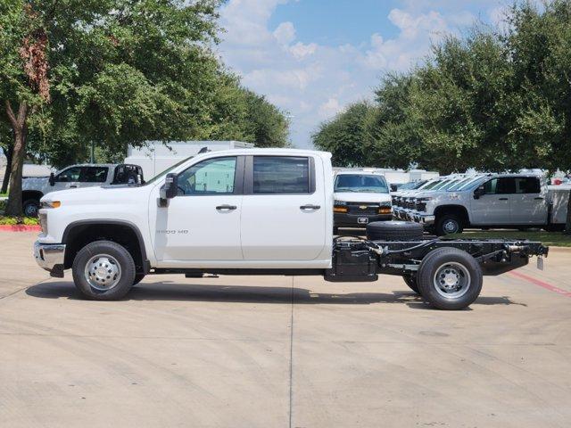 new 2025 Chevrolet Silverado 3500 car, priced at $66,608