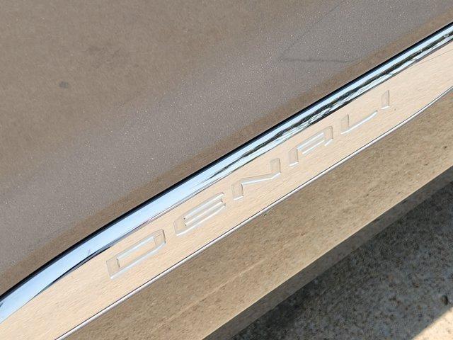 used 2022 GMC Acadia car, priced at $32,200