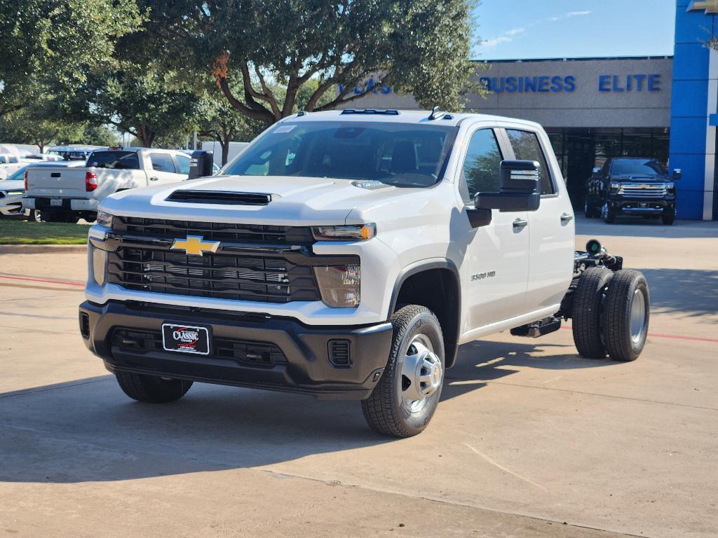 new 2026 Chevrolet Silverado 3500 car, priced at $66,323