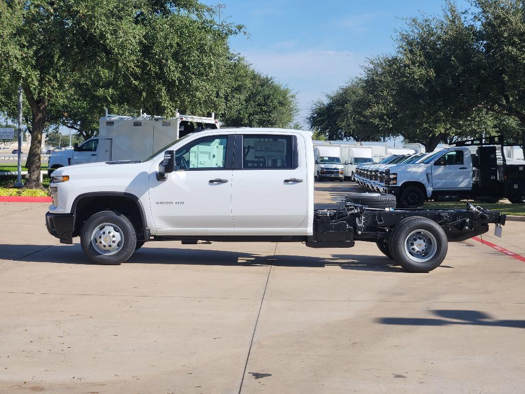 new 2026 Chevrolet Silverado 3500 car, priced at $66,323