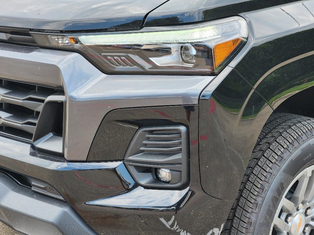 new 2026 Chevrolet Colorado car, priced at $39,450