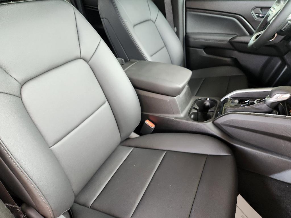 new 2026 Chevrolet Colorado car, priced at $39,450