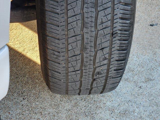 used 2024 Chevrolet Silverado 1500 car, priced at $32,689