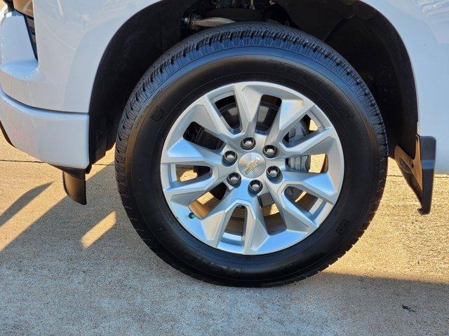 used 2024 Chevrolet Silverado 1500 car, priced at $32,689