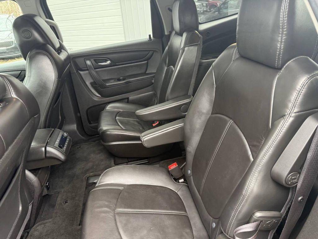 used 2014 Chevrolet Traverse car, priced at $10,995