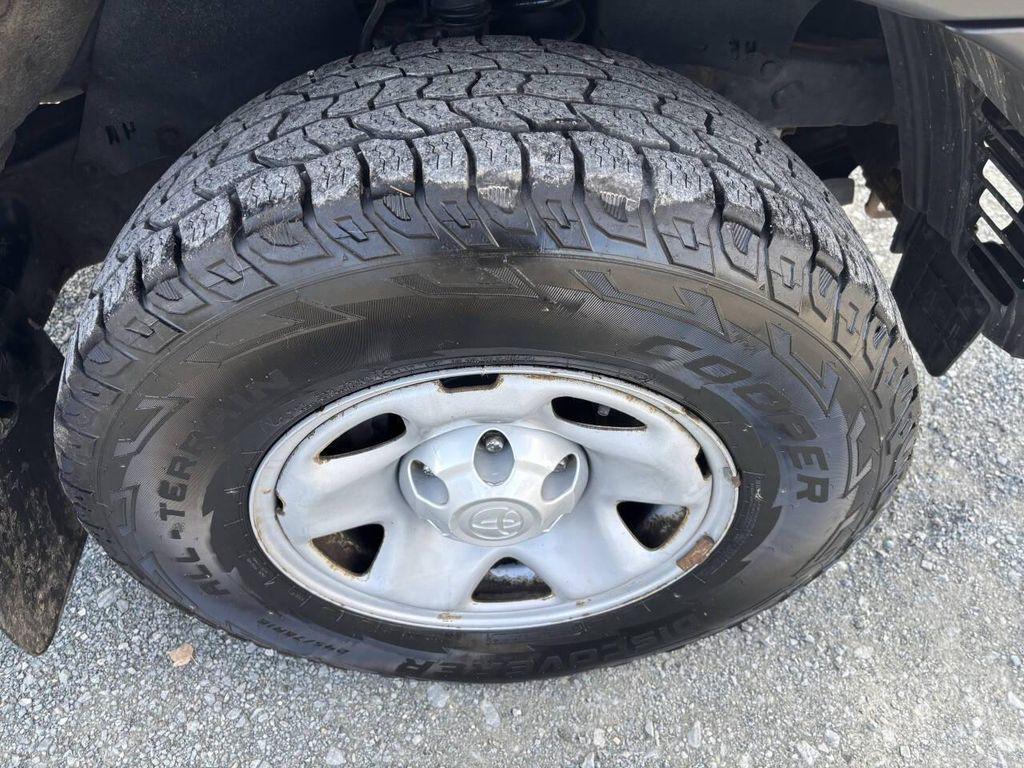 used 2013 Toyota Tacoma car, priced at $14,995