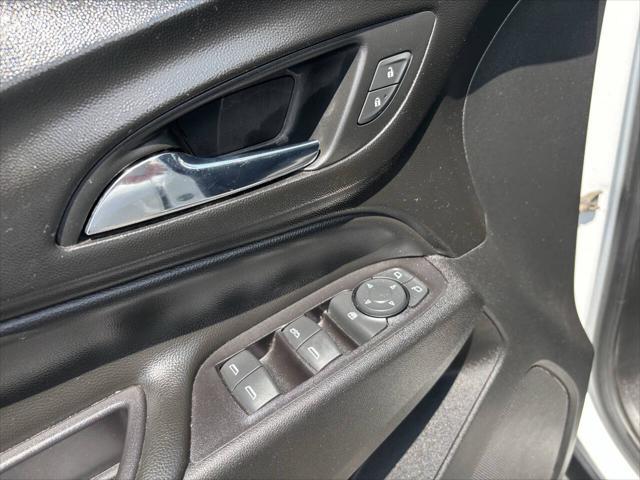 used 2019 Chevrolet Equinox car, priced at $10,995