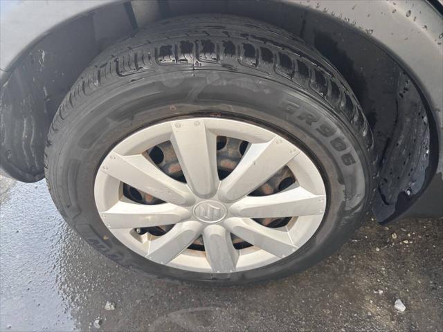 used 2010 Suzuki SX4 car, priced at $8,995