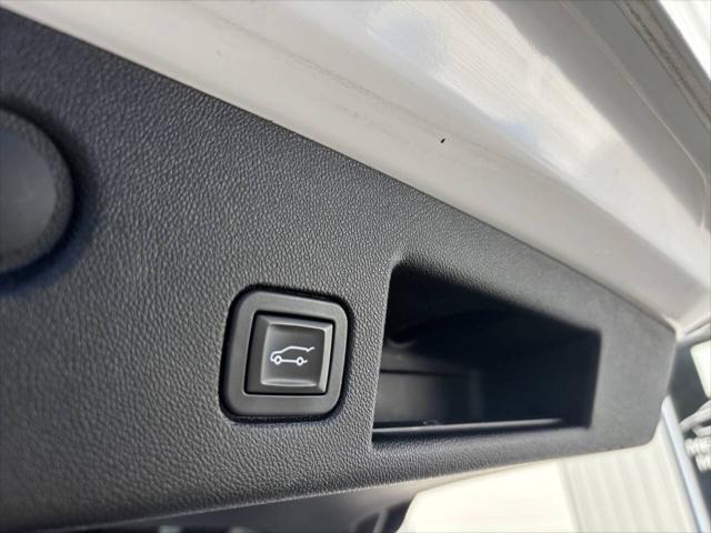 used 2018 Chevrolet Equinox car, priced at $9,995