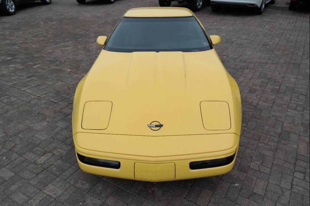 used 1992 Chevrolet Corvette car, priced at $15,900