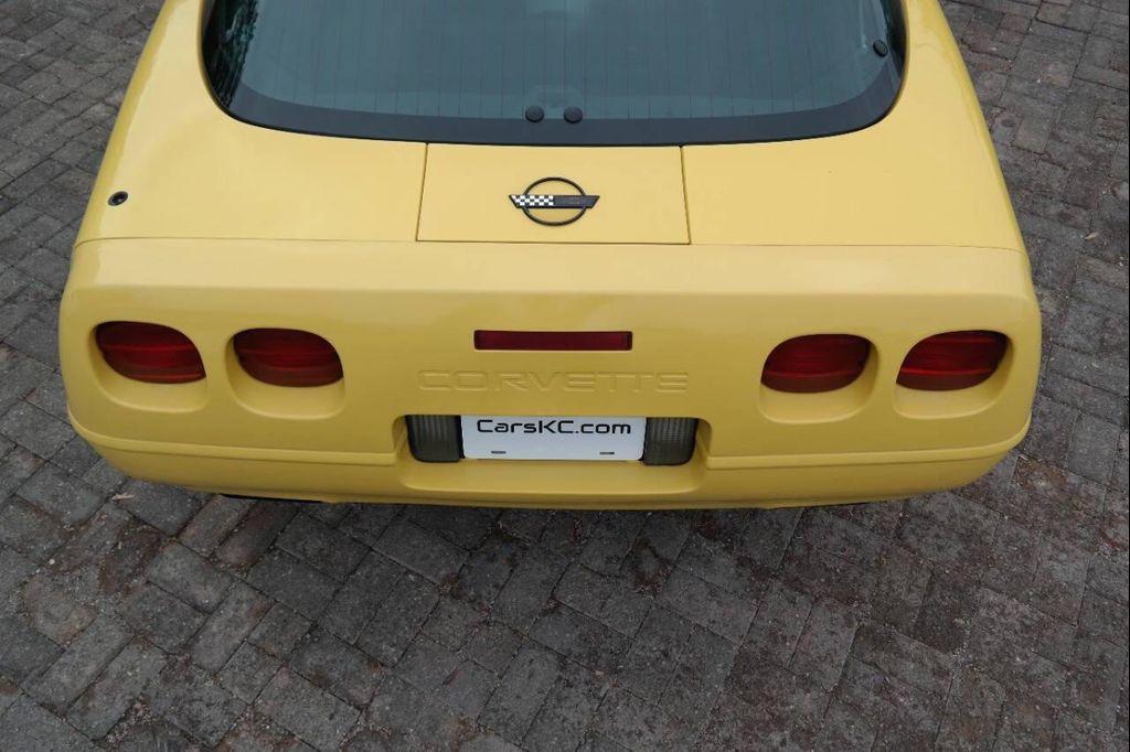 used 1992 Chevrolet Corvette car, priced at $15,900