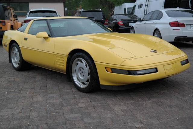 used 1992 Chevrolet Corvette car, priced at $15,900