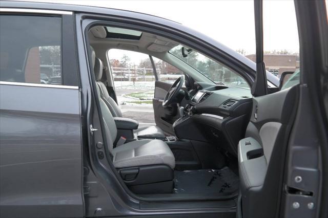 used 2015 Honda CR-V car, priced at $12,995