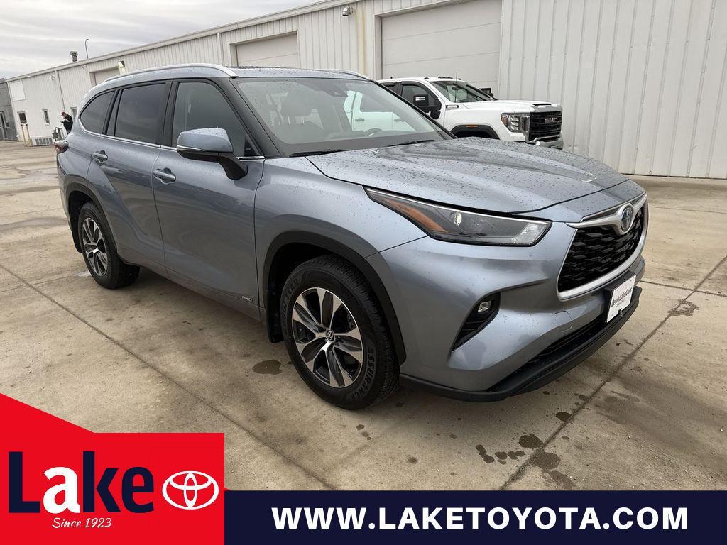 used 2024 Toyota Highlander Hybrid car, priced at $44,541