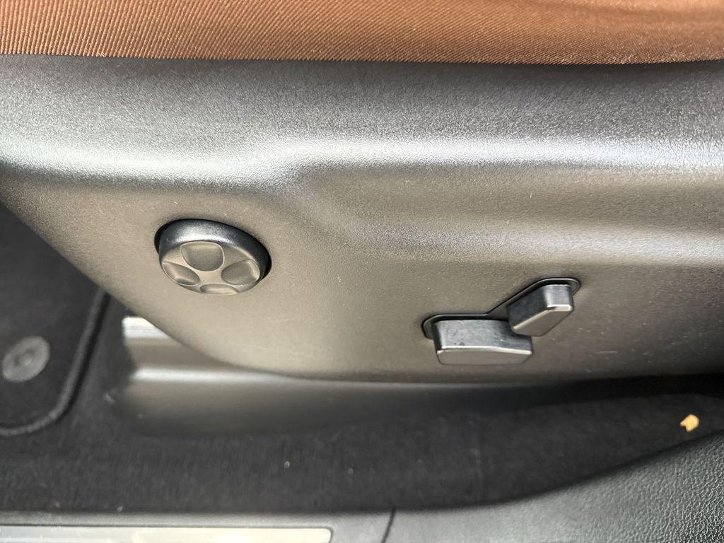 used 2020 Jeep Grand Cherokee car, priced at $27,792