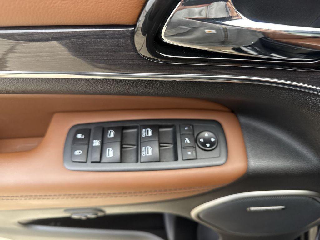 used 2020 Jeep Grand Cherokee car, priced at $27,792