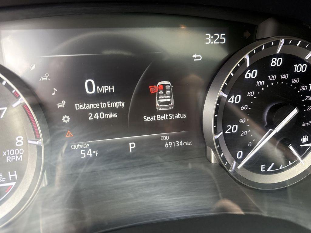 used 2022 Toyota Highlander car, priced at $32,997