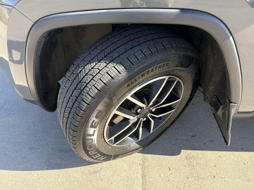 used 2019 Jeep Grand Cherokee car, priced at $21,491